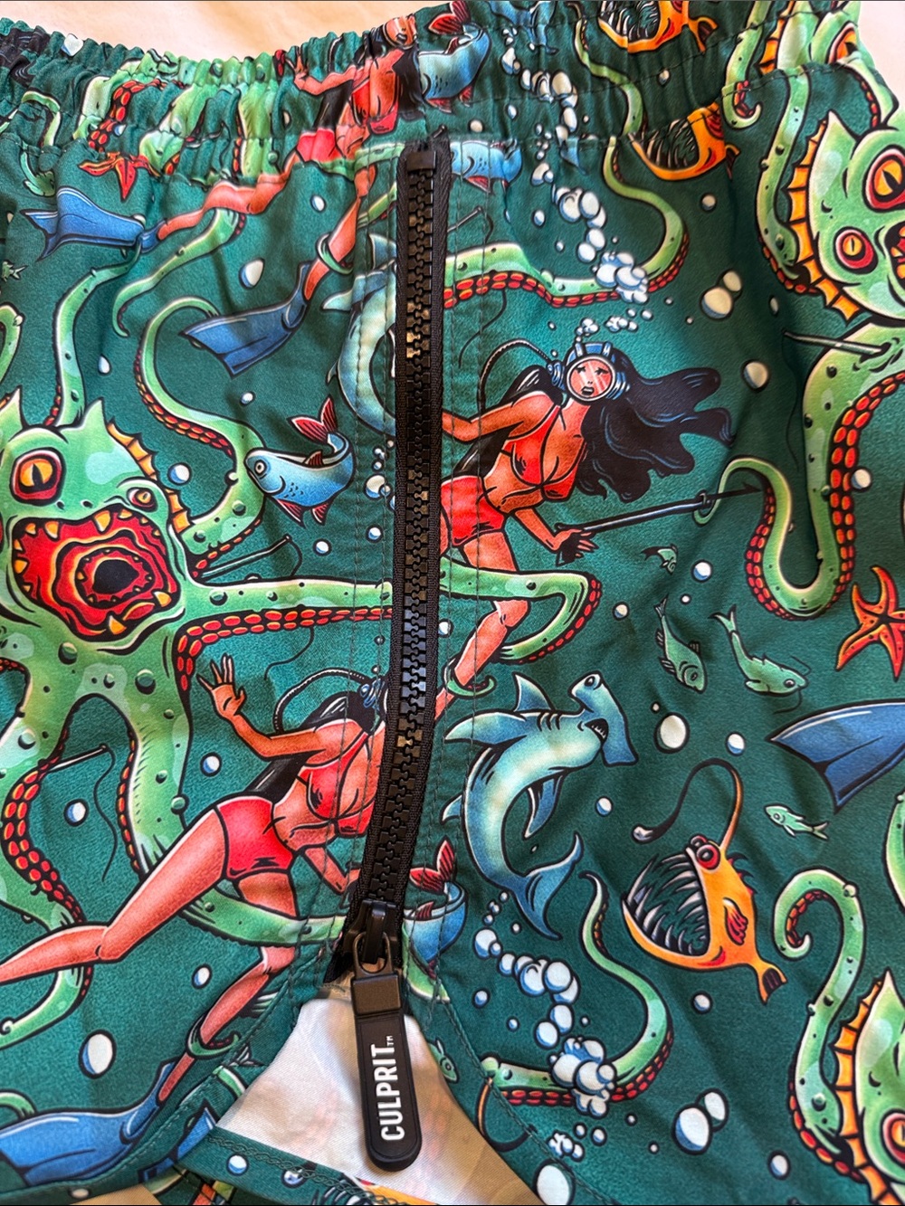NWOT Culprit women’s swim shorts and bikini top - Picture 5 of 5
